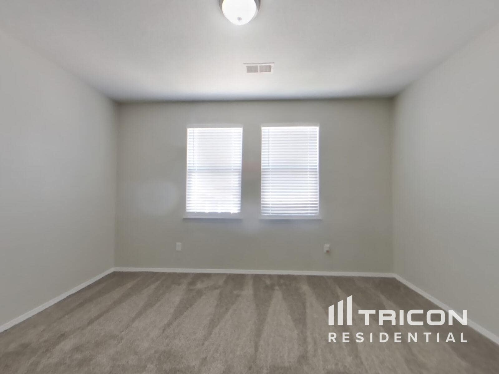 Building Photo - 3501 Sun Mesa St SW
