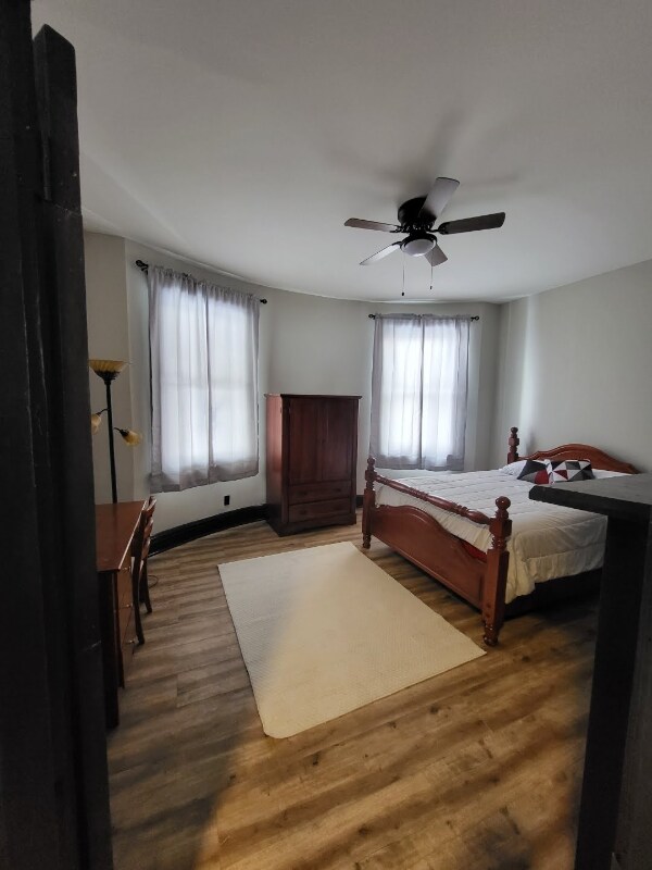 Building Photo - 599 Rockdale Ave