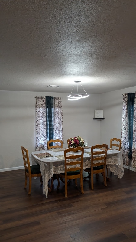 Building Photo - 1004 NE 28th St