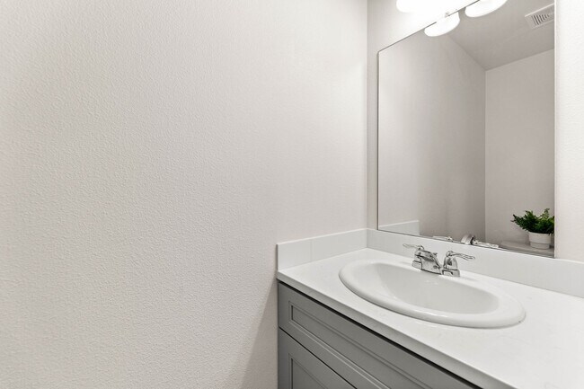 Building Photo - 2918 NE 137th Wy
