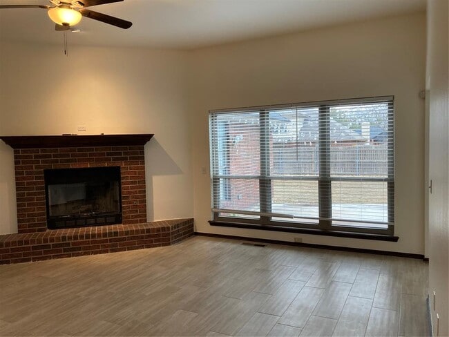 Building Photo - 405 Rhoades Ct