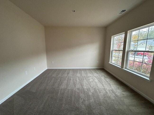 Building Photo - 283 Hampton Park Cir