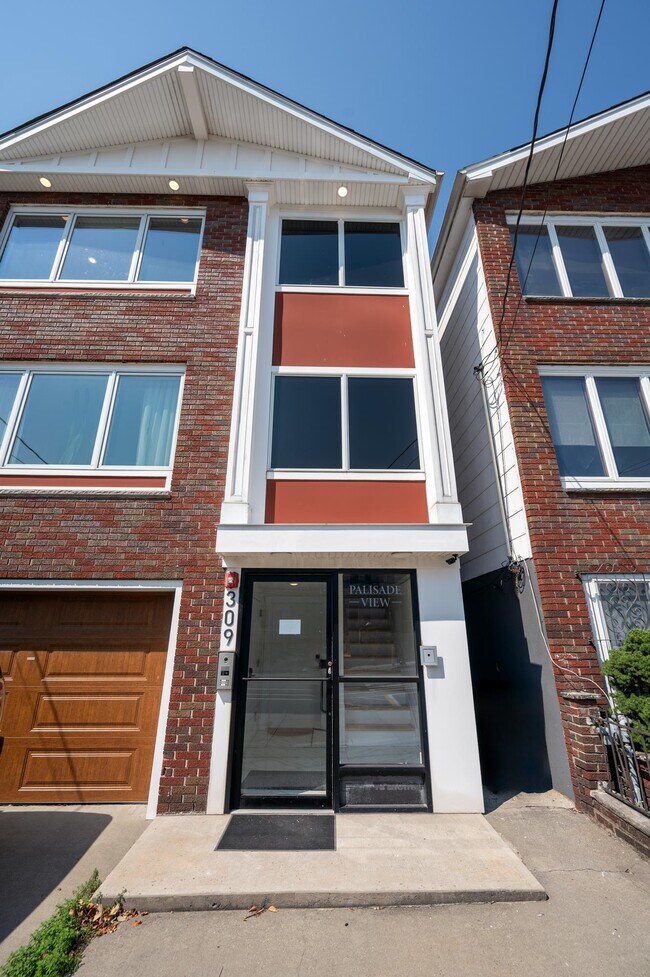 Building Photo - 309 Palisade Ave