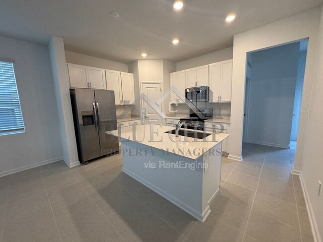 Building Photo - 2575 Rider Rain Ln