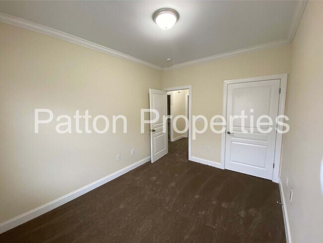 Building Photo - 1308 Pulaski St