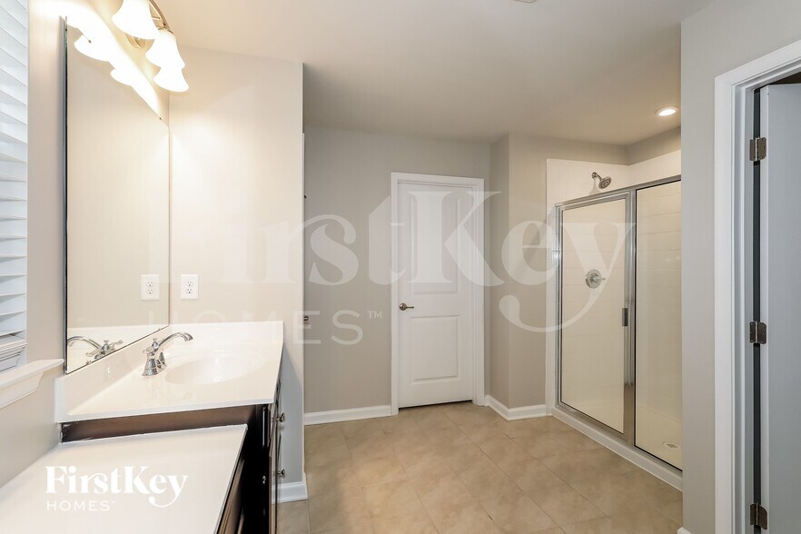 Building Photo - 1207 Harkey Creek Dr