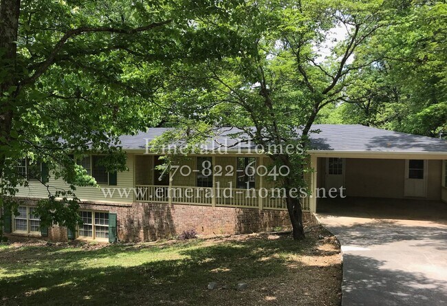 Building Photo - Huge 5 bedroom home in Lawrenceville NOW READY!