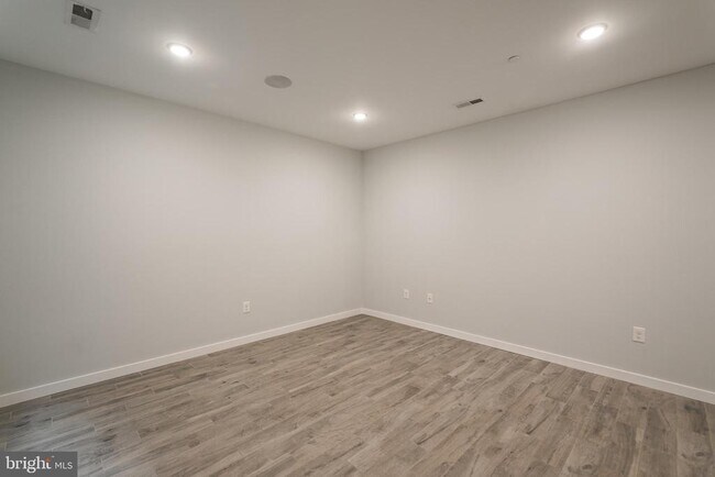 Building Photo - 1524 N 8th St