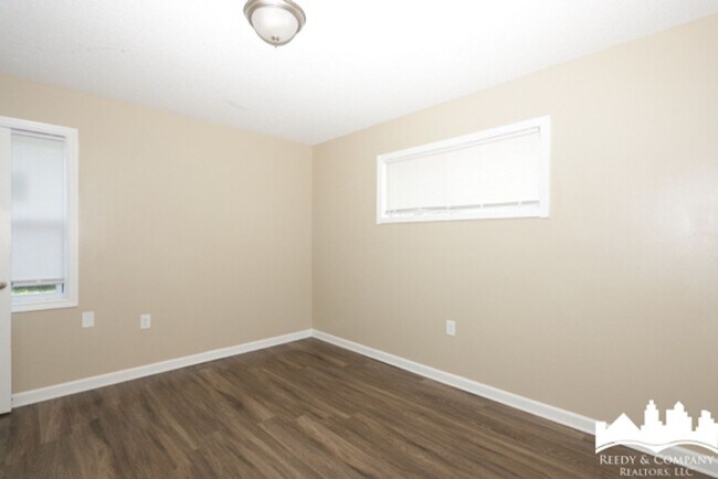 Building Photo - 4278 Mikewood Cove