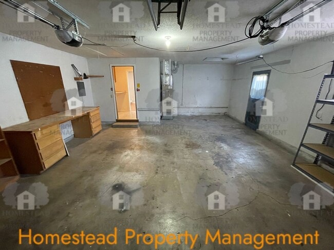 Building Photo - OUTSTANDING KEIZER LOCATION!