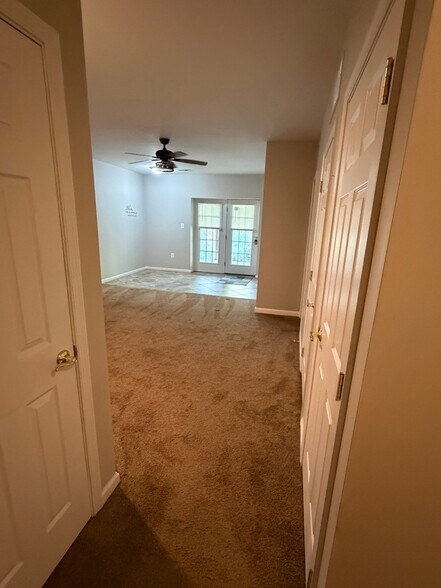 Building Photo - 23432 Aster Way