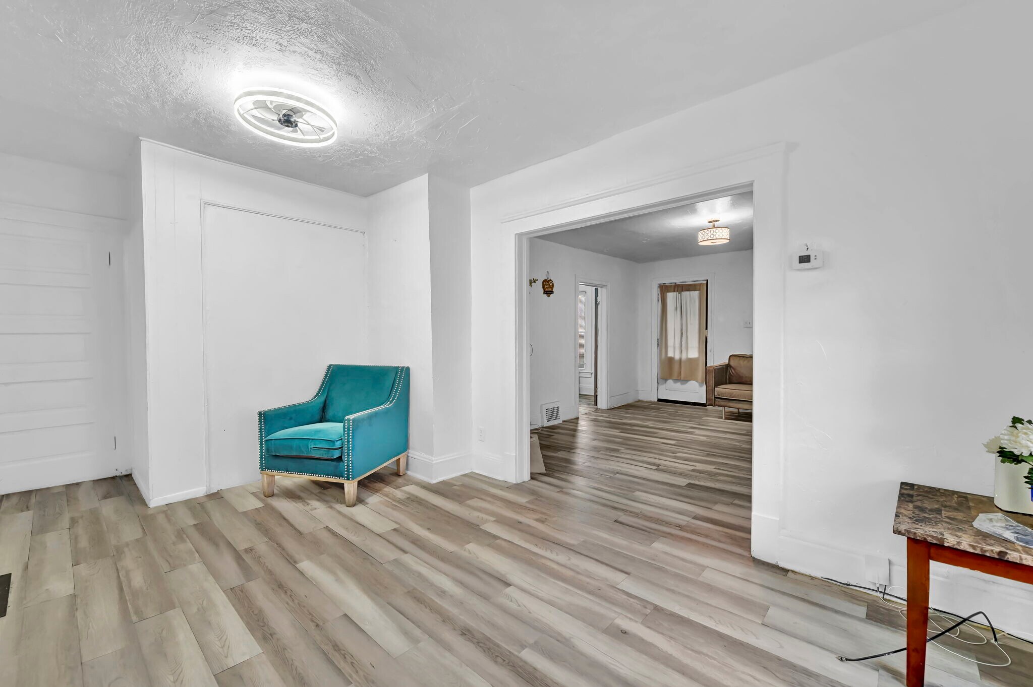 Building Photo - 427 E 156th St