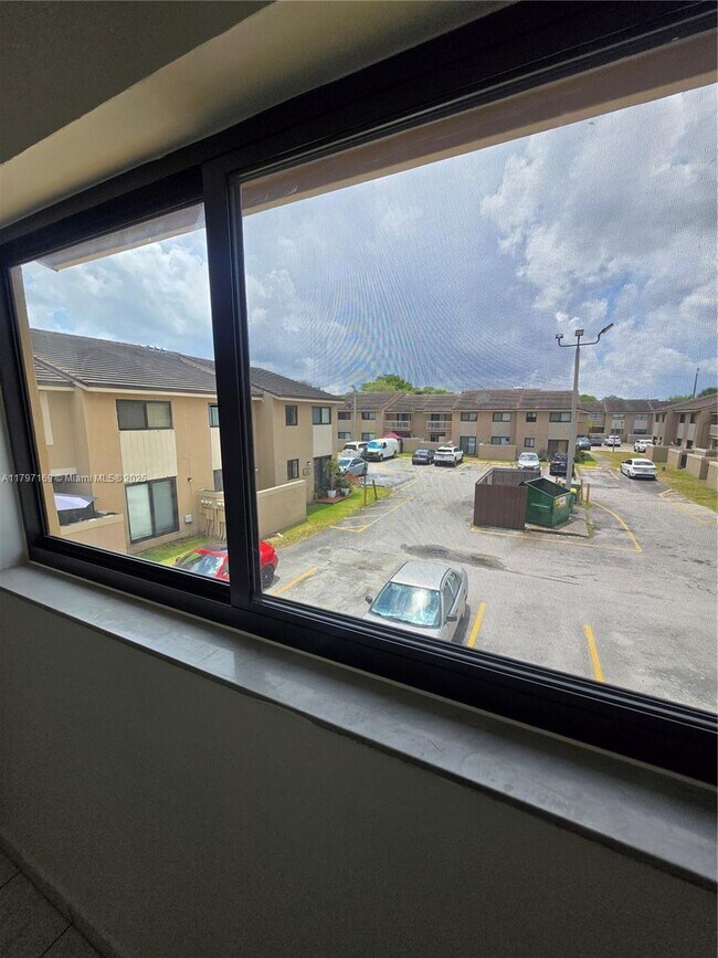 Building Photo - 15421 SW 80th St
