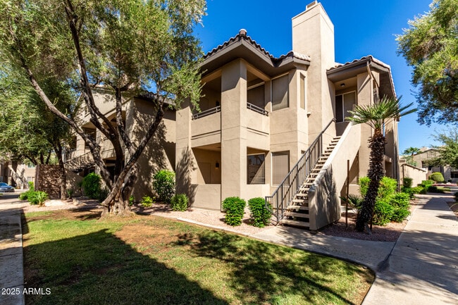 Building Photo - 7009 E Acoma Dr