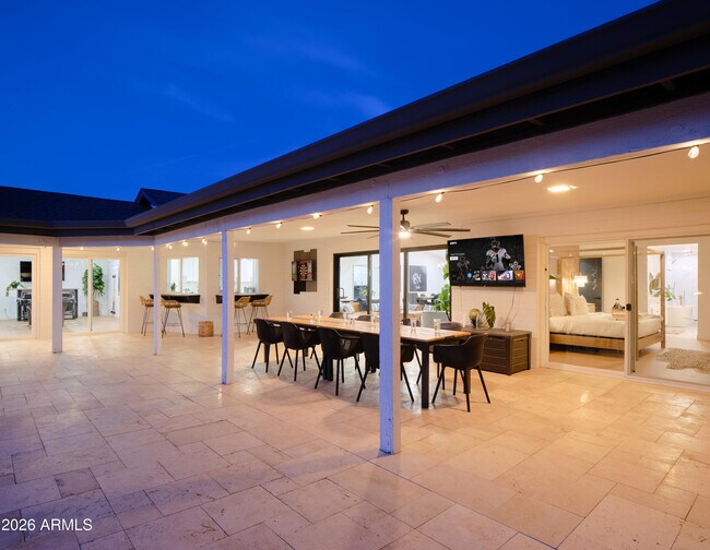 Building Photo - 15218 N 61st St