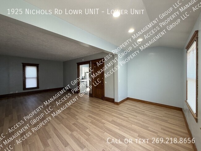 Building Photo - 1925 Nichols Rd