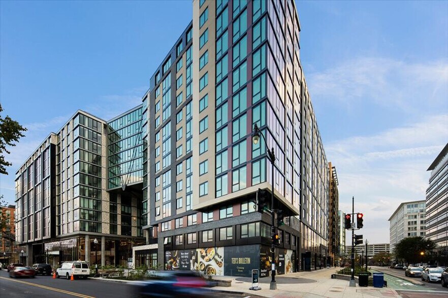 Building Photo - 1051 First St NE