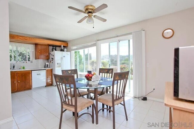 Building Photo - 14051 Hermosillo Way