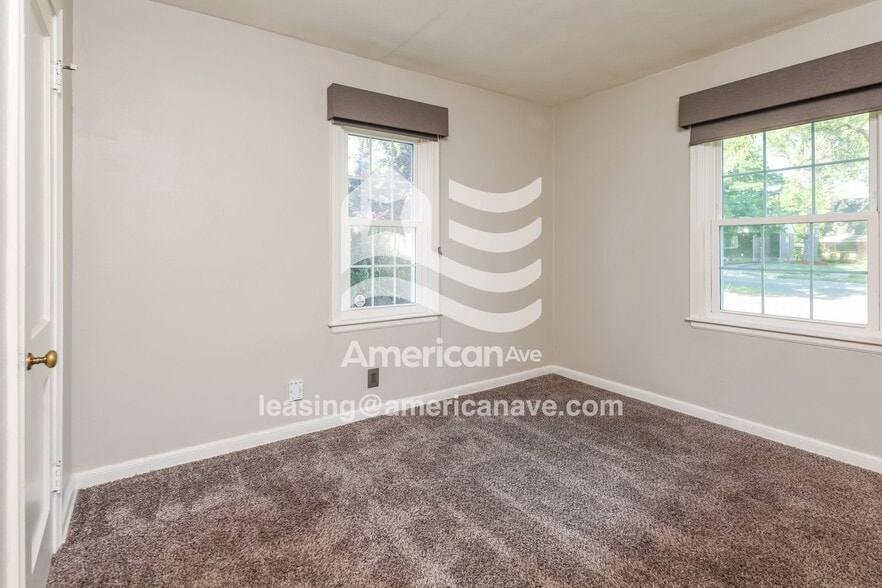Building Photo - 1357 Philadelphia Dr
