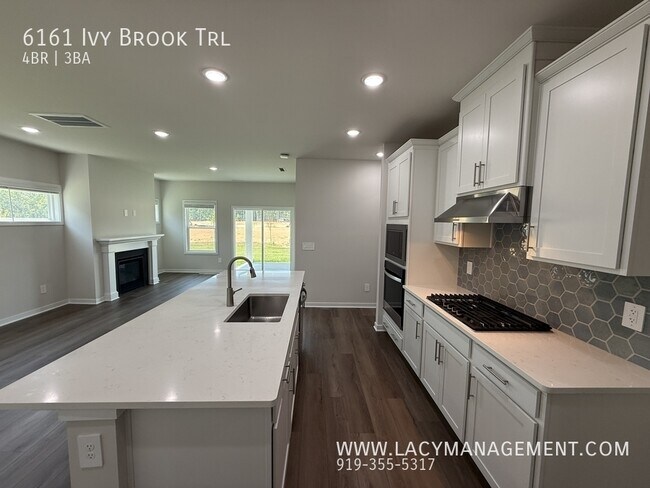 Building Photo - 6161 Ivy Brk Trl