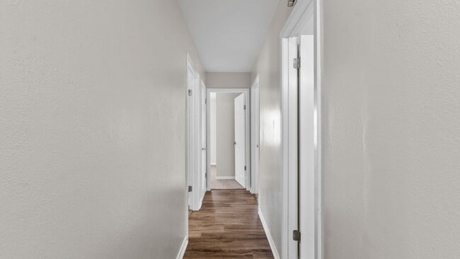 Building Photo - Newly remodeled 3 bedroom, 2 bath home.