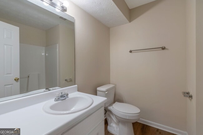 Building Photo - 3862 Chase Dr