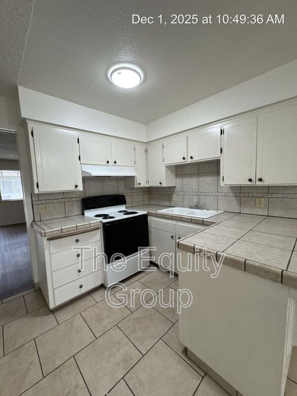 Building Photo - 1863 Emma Lee Ln