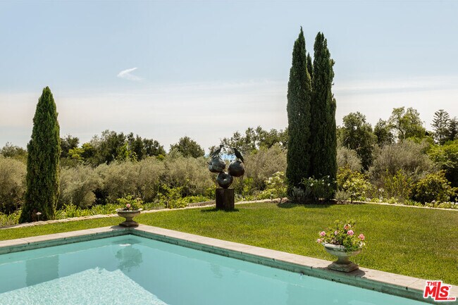 Building Photo - 848 Picacho Ln