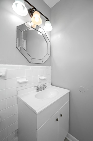 Building Photo - 6616 Court M