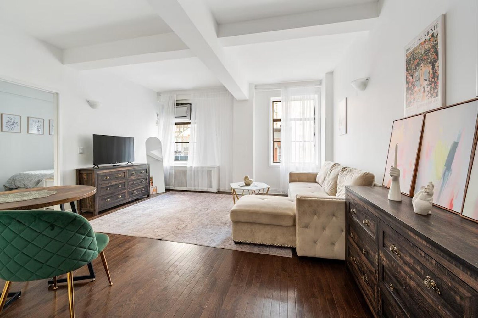 Building Photo - 132 E 45th St