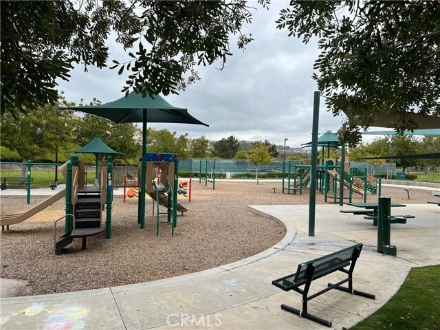 Building Photo - 21 Balustrade Pl