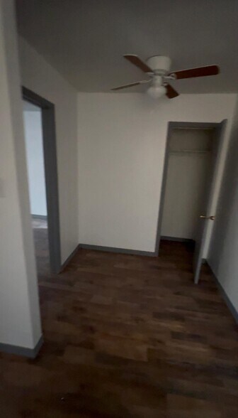 Building Photo - 1005 Arizona Ave
