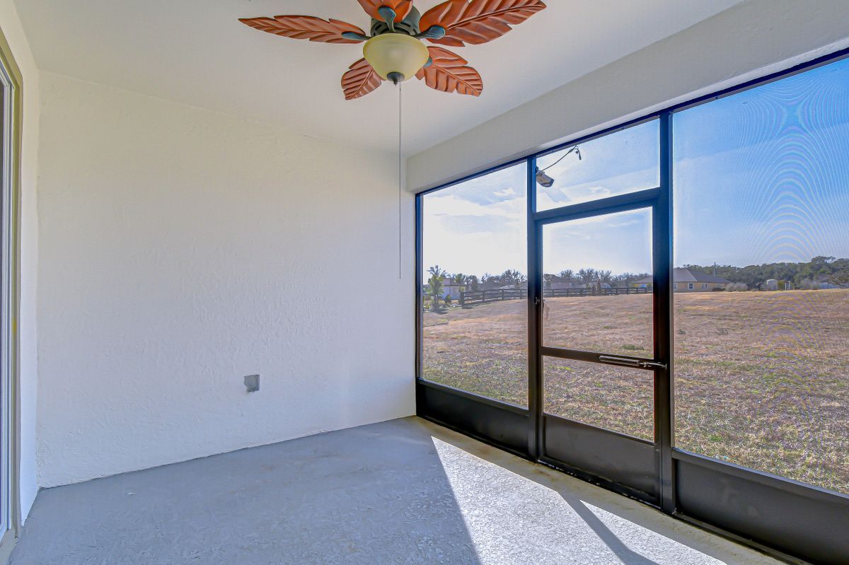 Building Photo - 10027 Dolphin Gull Cir