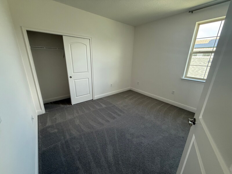 Building Photo - 7537 Wing Span Wy