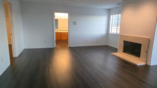 Building Photo - Bell Canyon 5-Bedroom Home with Panoramic Valley Views – Expansive Yard & Gated Community