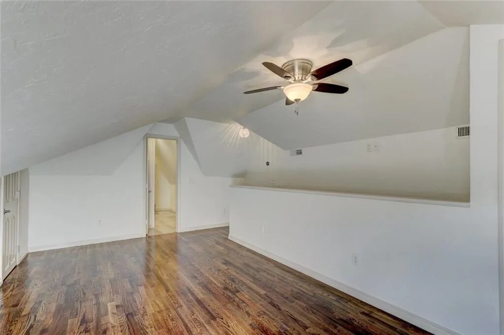 Building Photo - 2137 NW 27th St