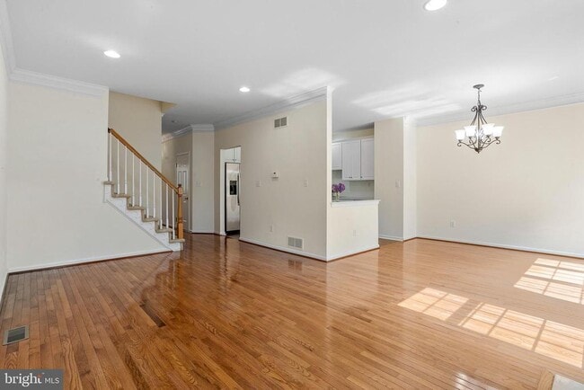 Building Photo - 54 Nestlewood Way