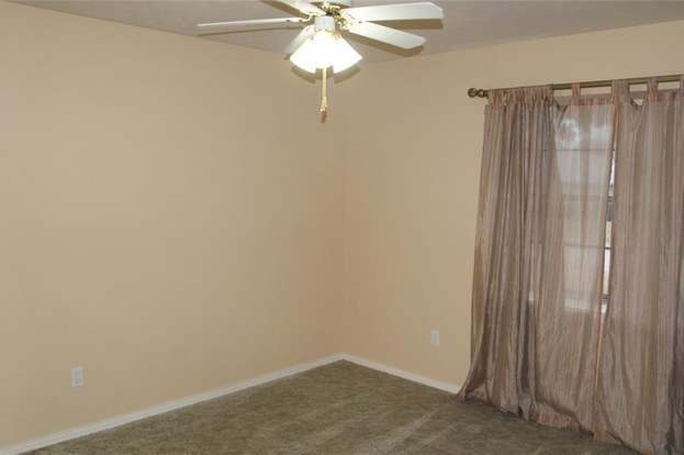Building Photo - 1025 Cloverdale Ln