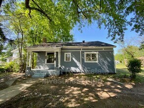 Building Photo - 3136 Blanchard Rd