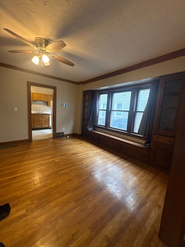 Building Photo - 2179 Edgewood Rd