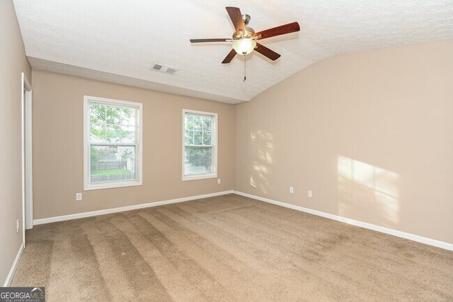 Building Photo - 934 Gardenia Curve