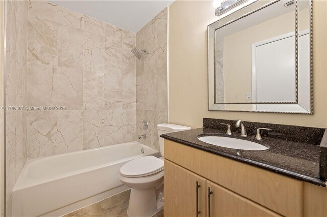 Building Photo - 958 Coral Club Dr
