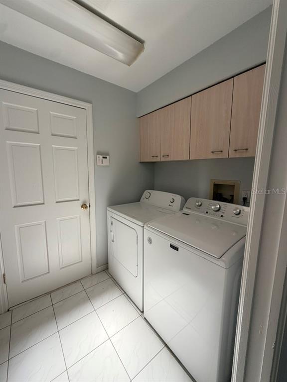 Building Photo - 1207 Almond Tree Ct