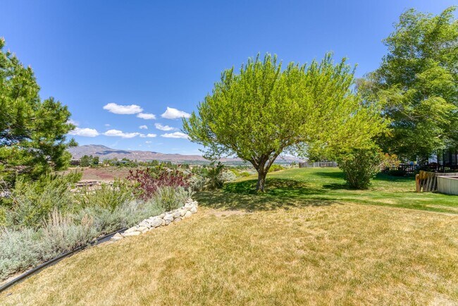 Building Photo - Interior Style you want, in the School zones you want, Plus Panoramic Views!