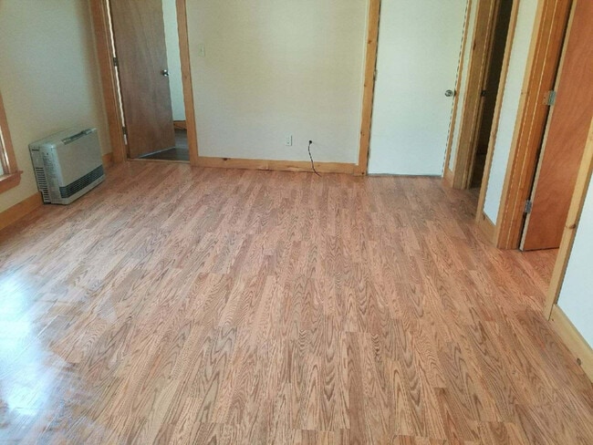 Building Photo - 7 Mount St