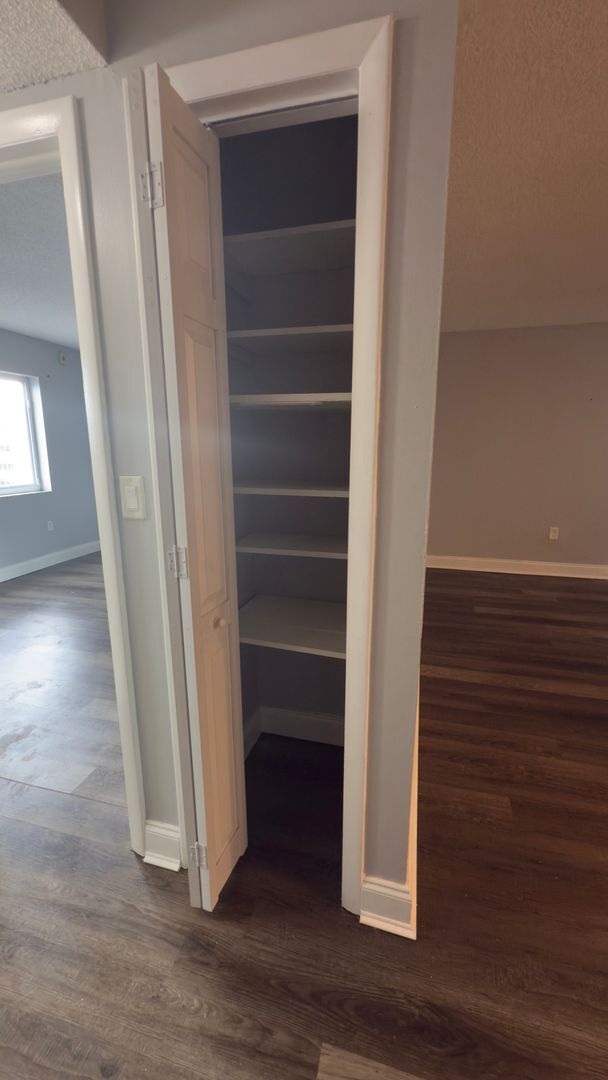 Building Photo - Bright 1 Bed Condo in North Miami Beach | No Minimum Credit