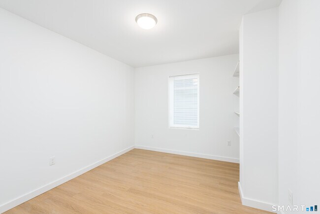 Building Photo - 28 Townsend St