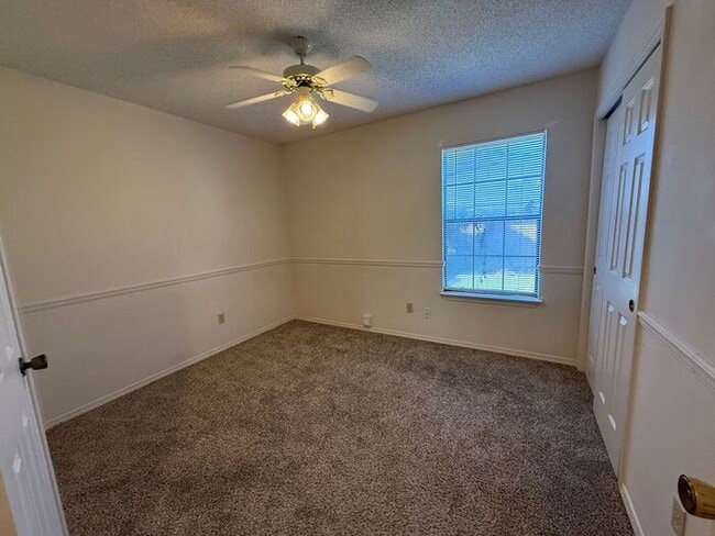 Building Photo - Gulf Breeze - Sandpiper Village - 3 bedroo...