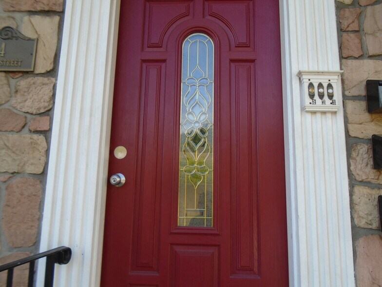Building Photo - 314 Bushkill St