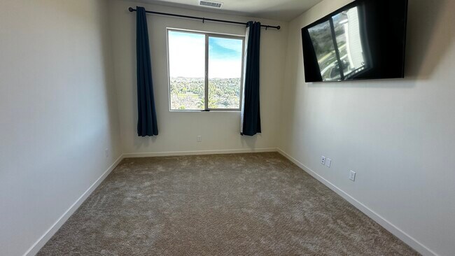 Building Photo - 26962 Via Caminata